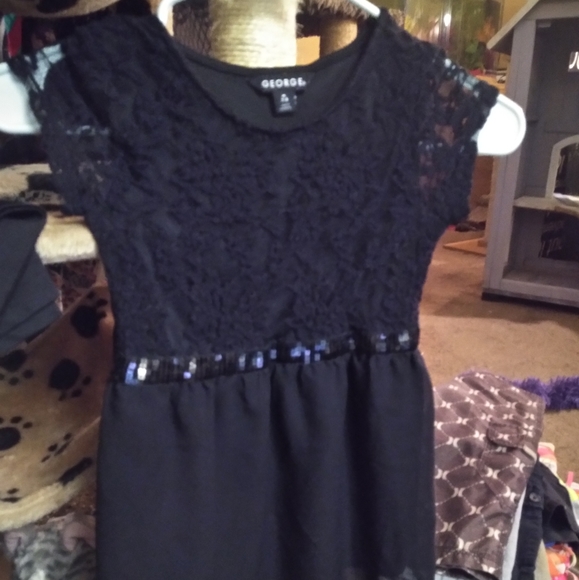 George's lined black dress, lace bodice, sequins - Picture 1 of 2